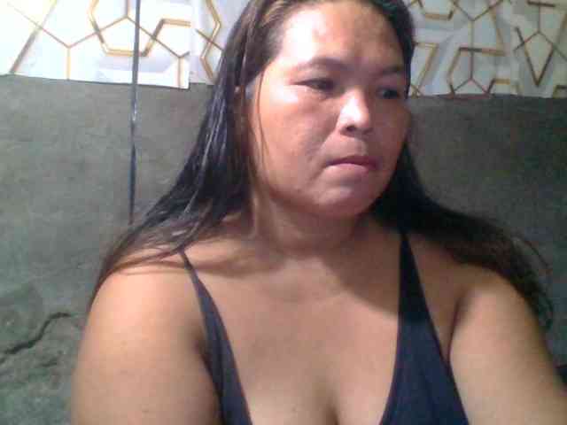 Yummypussy432 webcam