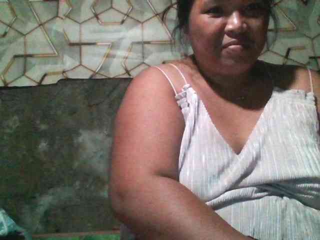 Yummypussy432 webcam