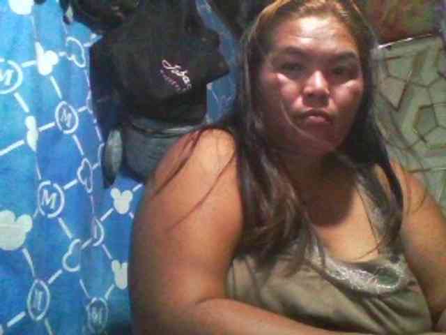 Yummypussy432 webcam