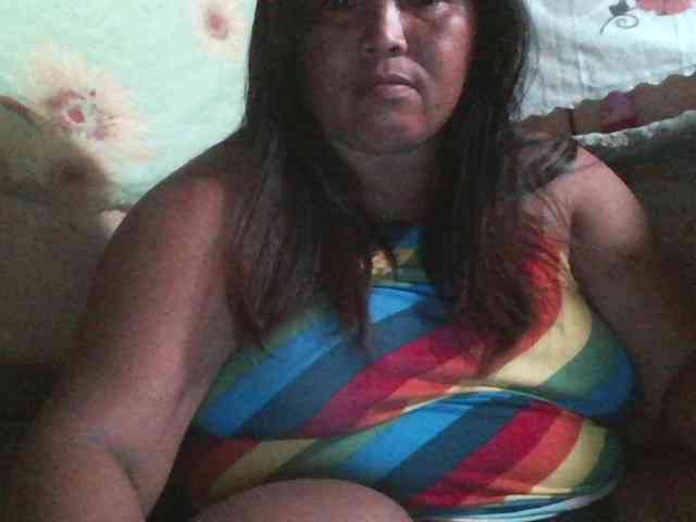 Yummypussy432 webcam