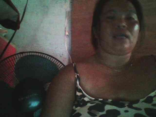 Yummypussy432 webcam