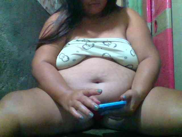 Yummypussy432 webcam