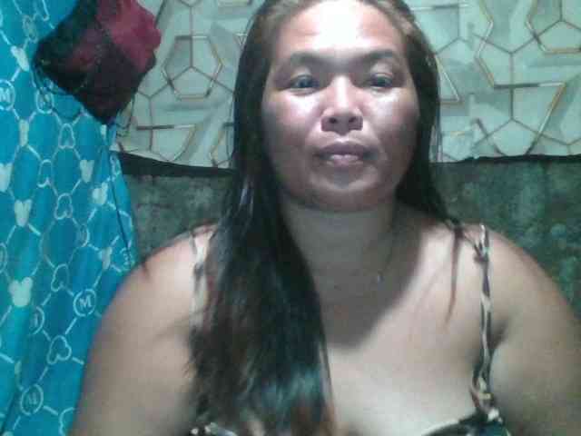 Yummypussy432 webcam