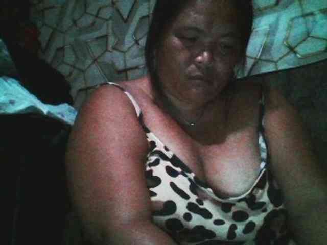 Yummypussy432 webcam