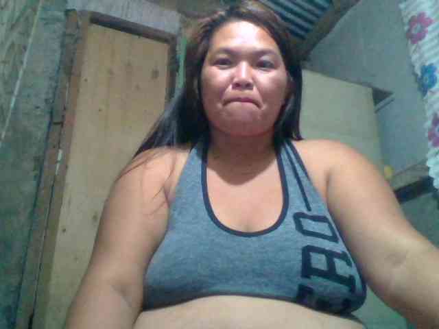 Yummypussy432 webcam