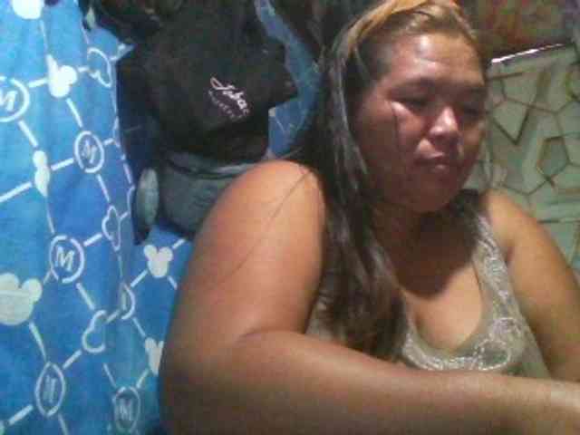 Yummypussy432 webcam