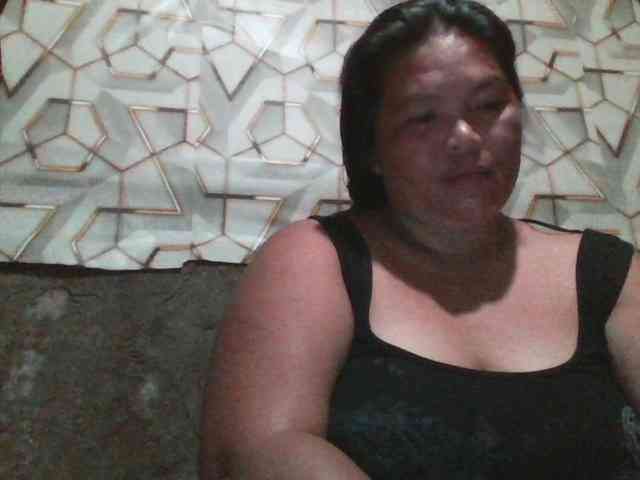 Yummypussy432 webcam