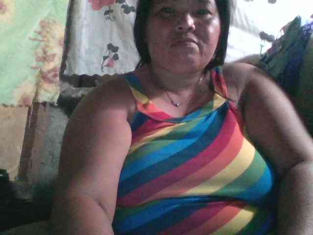 Yummypussy432 webcam