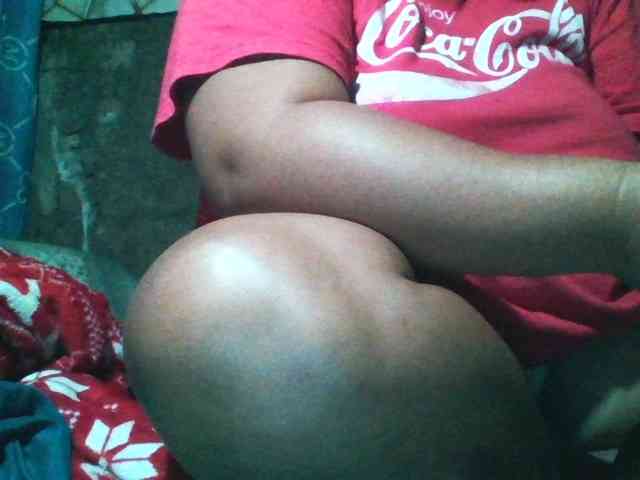 Yummypussy432 webcam