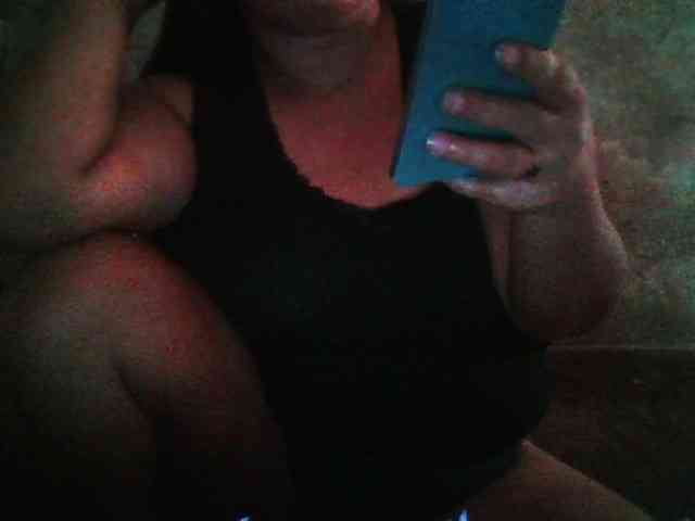 Yummypussy432 webcam