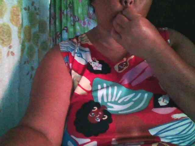 Yummypussy432 webcam