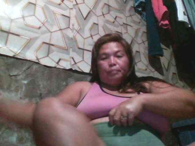 Yummypussy432 webcam