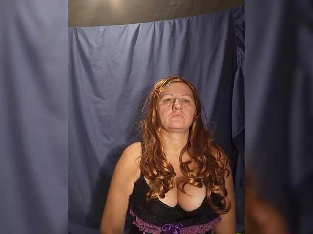 FameLara from BongaCams