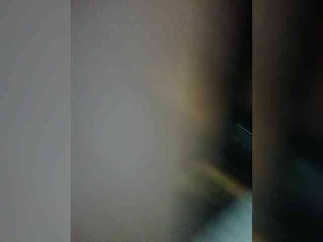 FameLara webcam