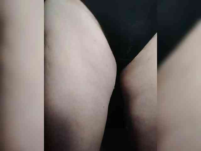 FameLara webcam