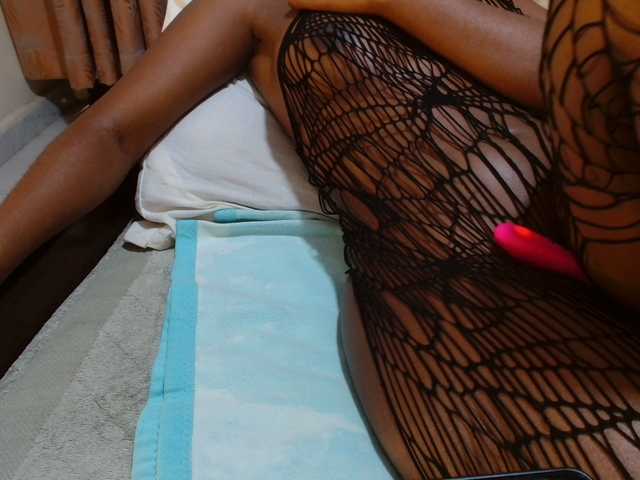 Swty-candy on BongaCams 