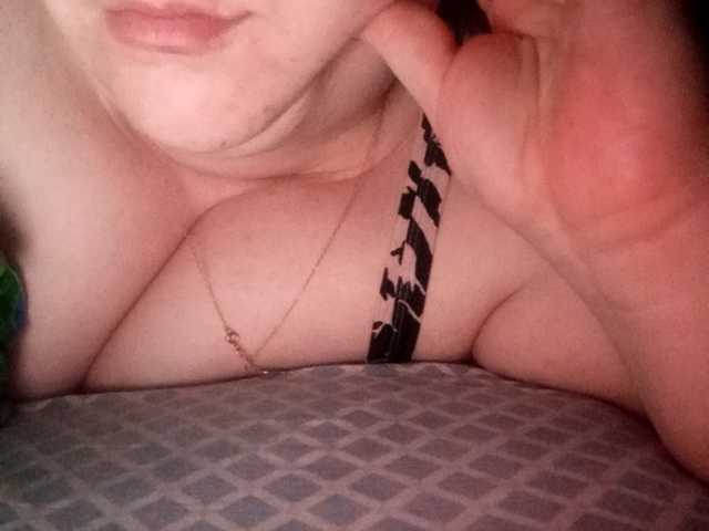 SailorQuinn's BongaCams show and profile