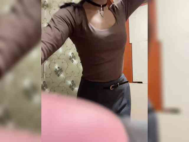 XSbaaby Live Webcam on BongaCams