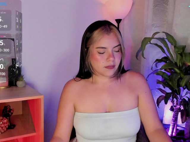 Val-kyrie's BongaCams show and profile