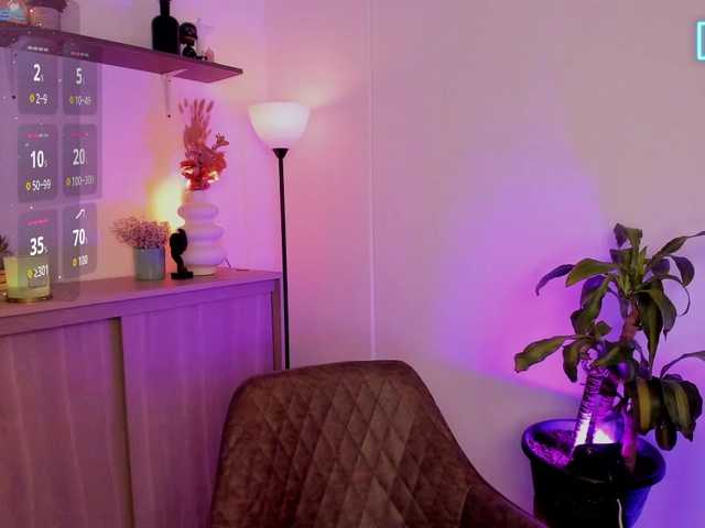 Val-kyrie's BongaCams show and profile