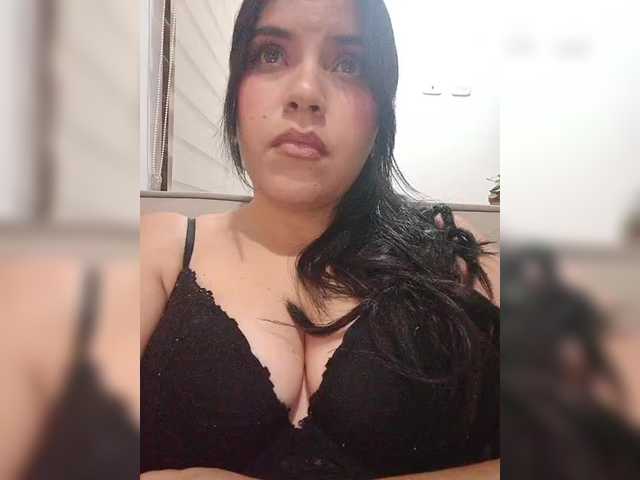 Val-kyrie's BongaCams show and profile