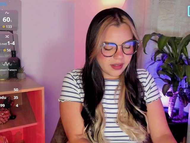 Val-kyrie's BongaCams show and profile