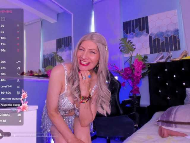  samantha-mature- chat room