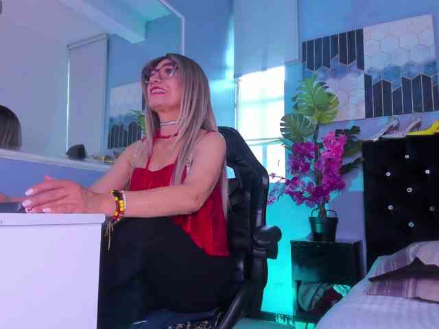 samantha-mature- webcam