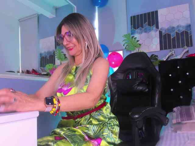 samantha-mature- webcam