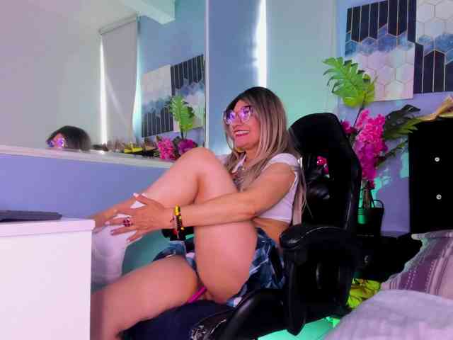 samantha-mature- webcam
