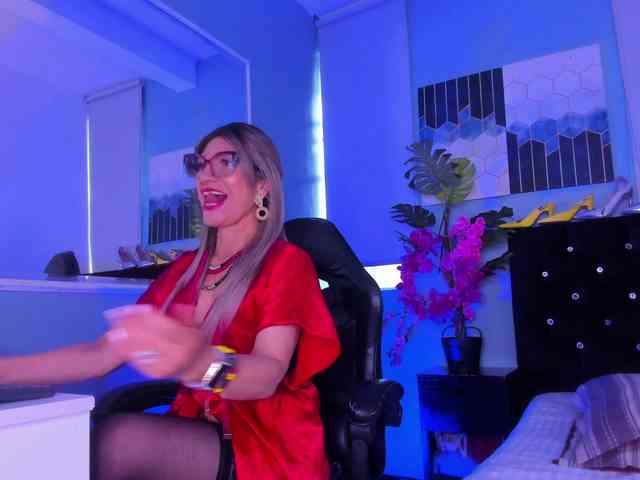 dirty video chat Samantha-mature-