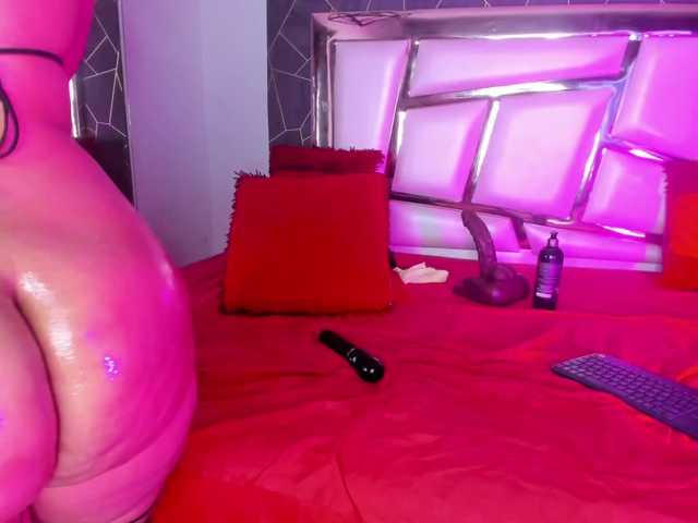 lorena-gomezz1's BongaCams show and profile