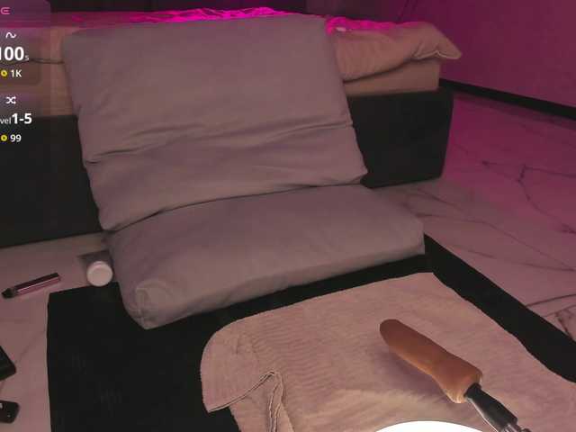 victoria-d-minds's BongaCams show and profile