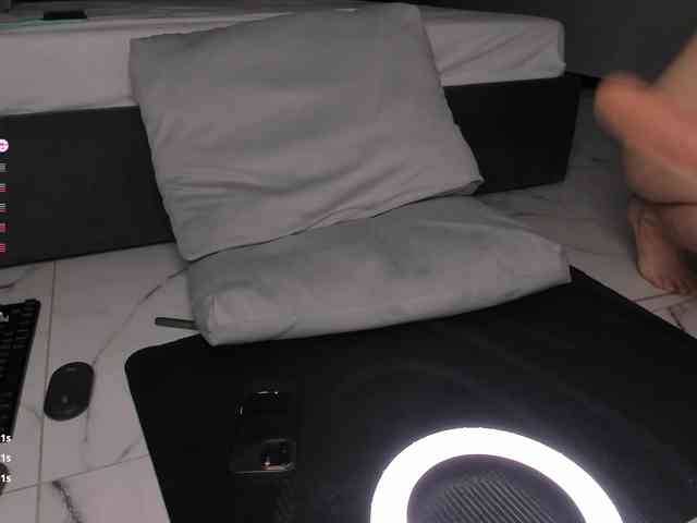 victoria-d-minds webcam