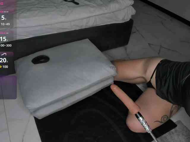 victoria-d-minds webcam