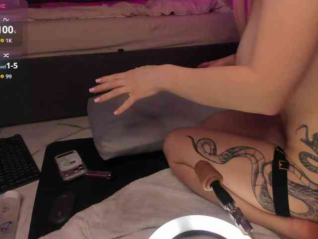 victoria-d-minds webcam