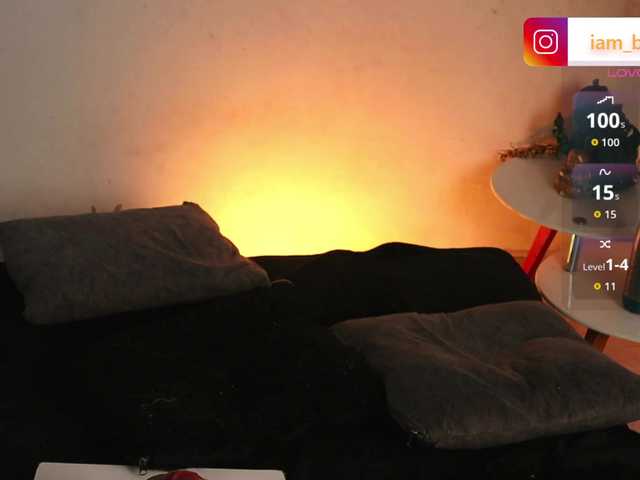 Yourtoybella's BongaCams show and profile