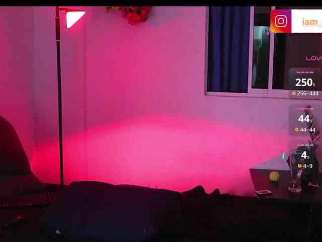 yourtoybella webcam