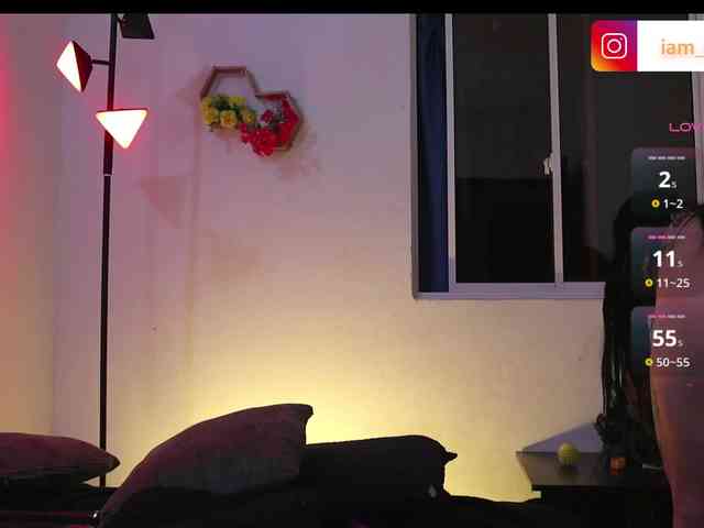 yourtoybella webcam