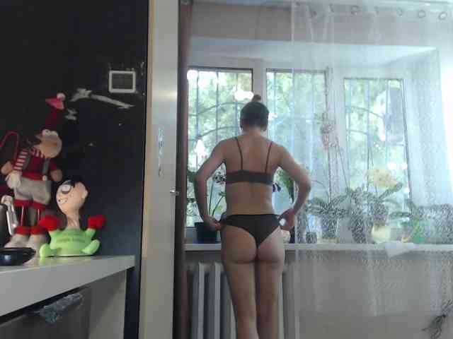 Almaz2023 Live Webcam on BongaCams