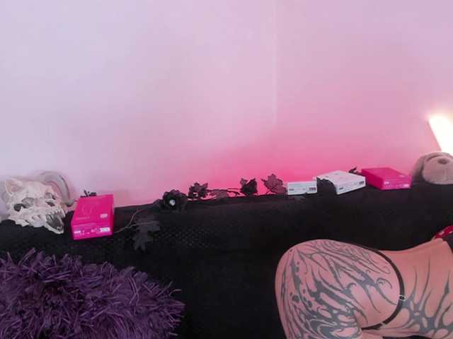 nesuko-evil's BongaCams show and profile