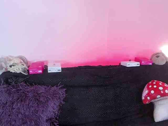 nesuko-evil Live Webcam on BongaCams