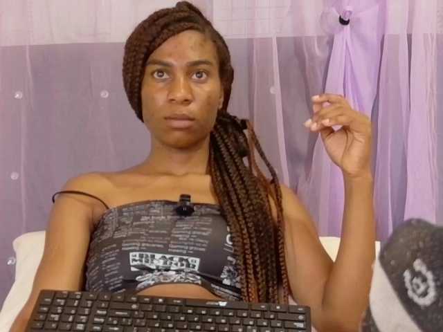 amarantha-love18's BongaCams show and profile