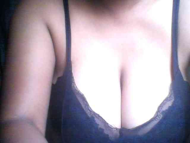 Mouminah webcam