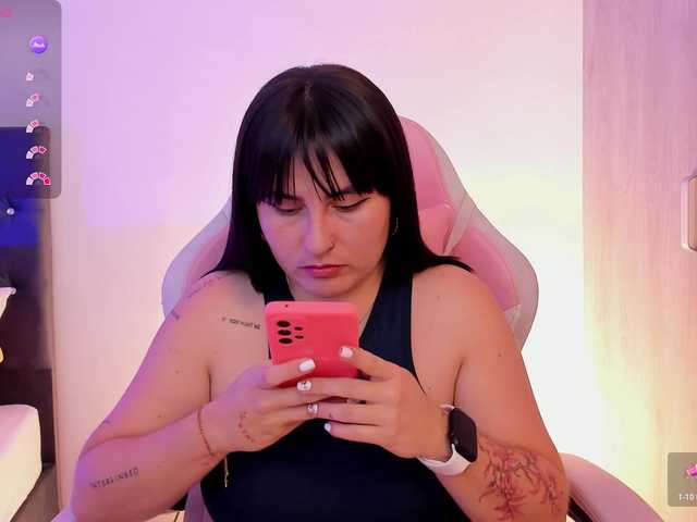  Orianna-Guzman chat room