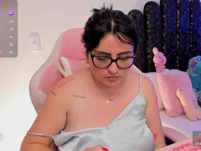 Kelly-Guzman webcam