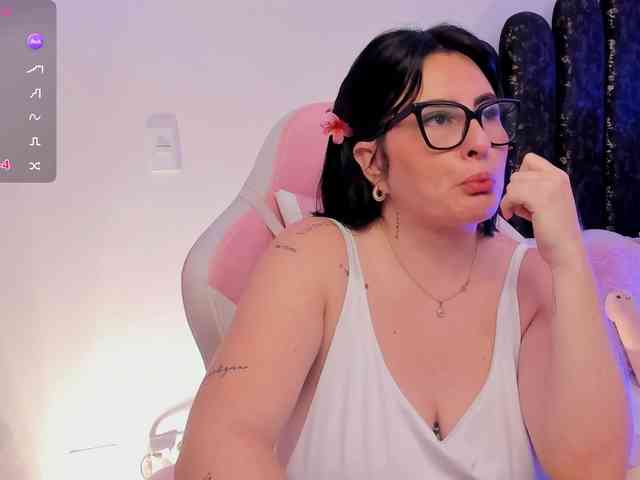 Kelly-Guzman webcam