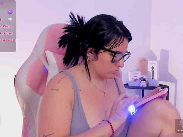 Kelly-Guzman webcam
