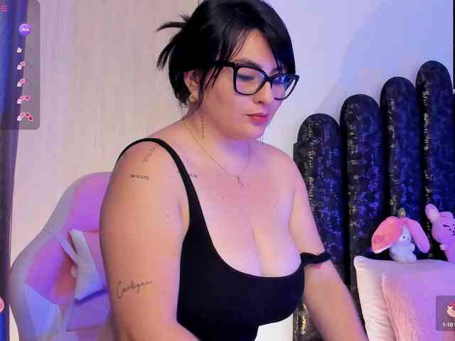 Kelly-Guzman webcam