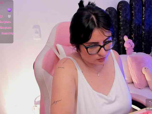 Kelly-Guzman webcam